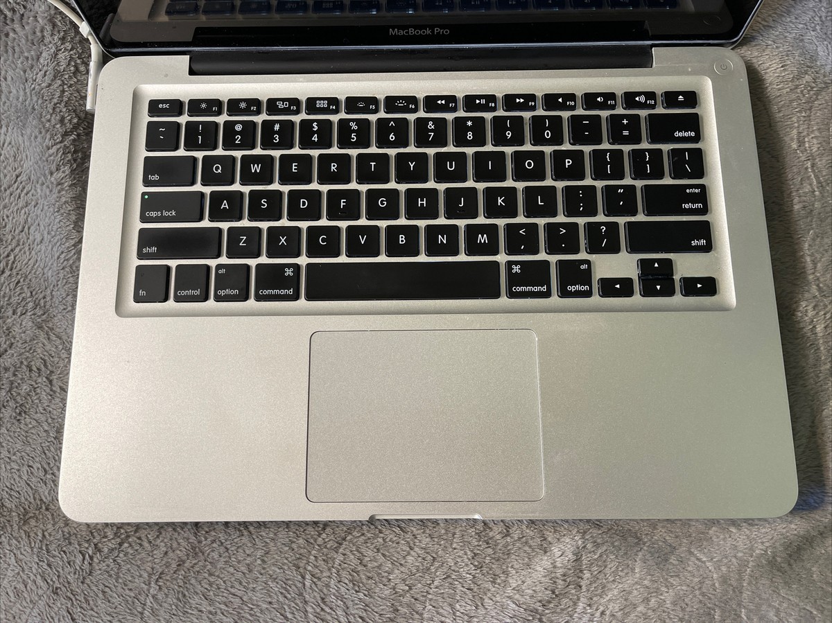 Apple MacBook Pro (Mid 2012) i5-3210M 2.5 GHz 4GB RAM 500GB HDD