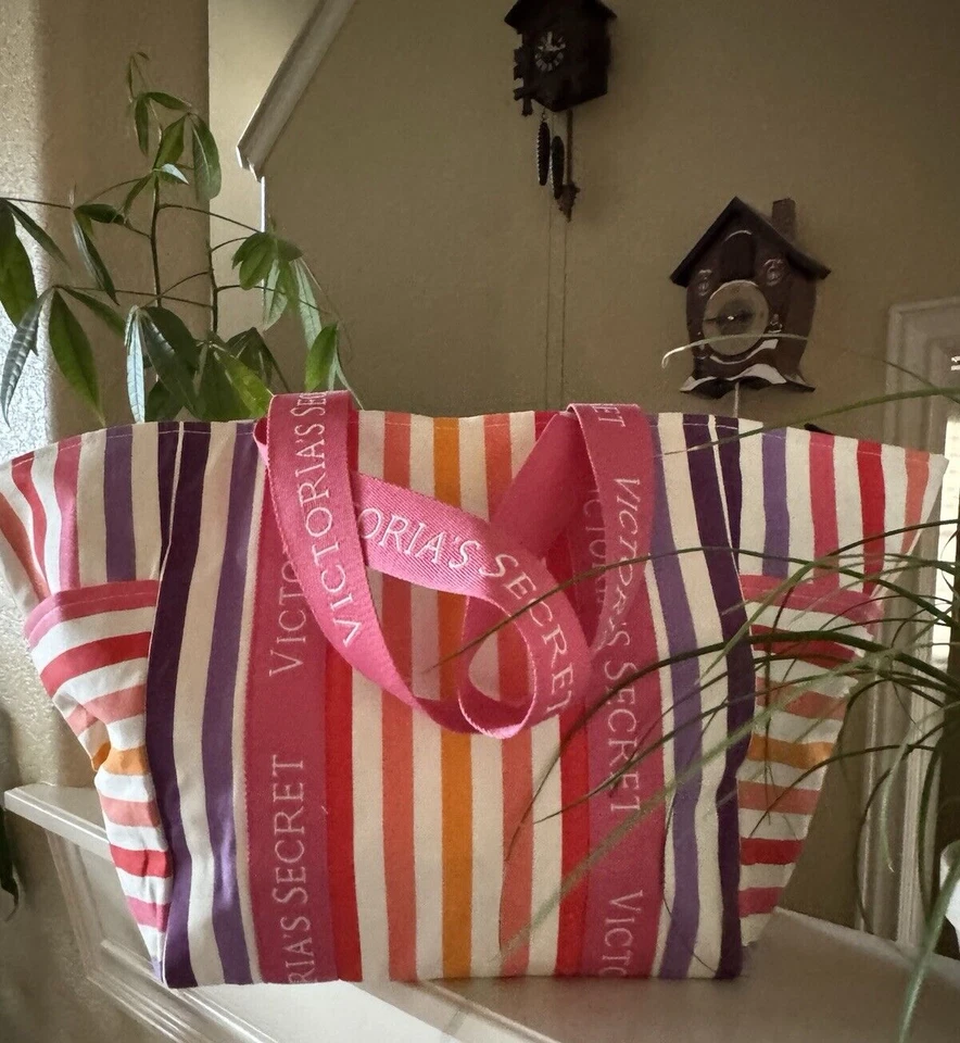 Bolso de Mano Victoria'S Secret Weekender Rosa Púrpura Rayas Lona Nuevo con Etiquetas $59