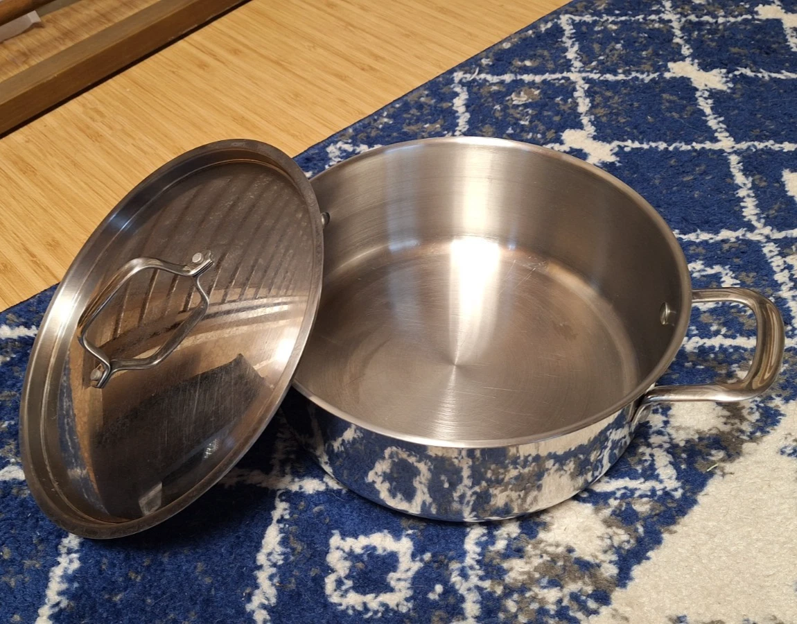 Martha Stewart Macy's 5.5 Qt Stainless Steel Pot w/Lid Gently Used