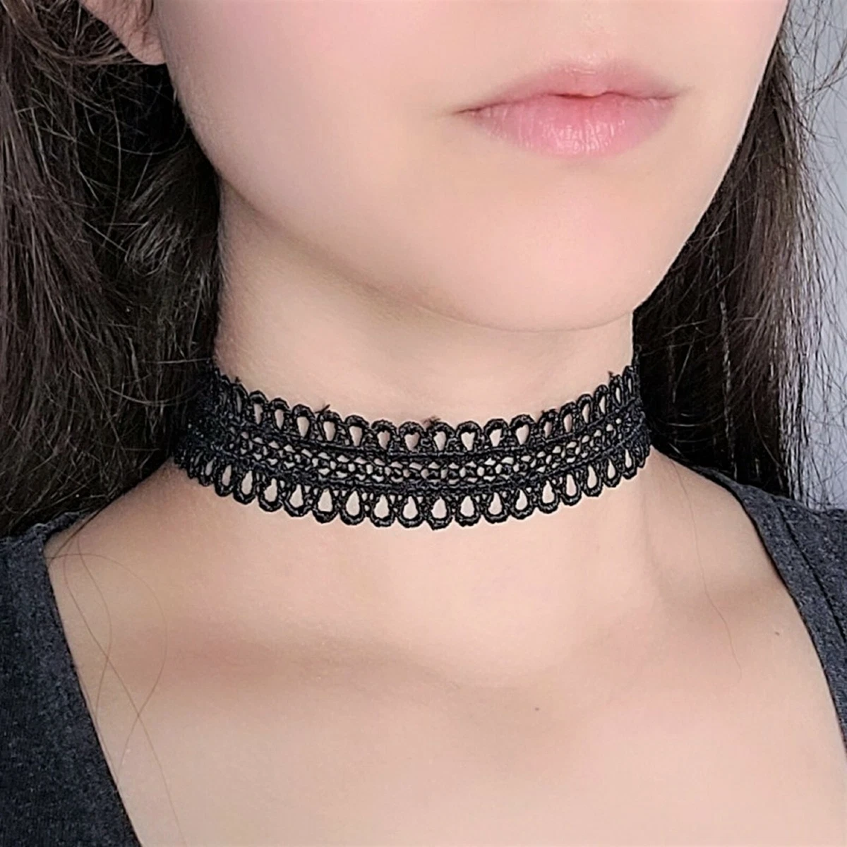 11 Tattoo Choker Necklaces and DIY How to Make One