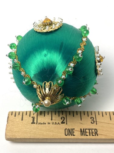 Vintage Beaded Sequin Push Pin Ornament Christmas Green Gold Medallion Pearl 4" - Picture 11 of 11