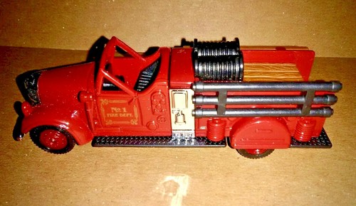 1939 Ward LaFrance HF 430 Model FIRE ENGINE 4" Long ~ Readers Digest - Picture 2 of 7