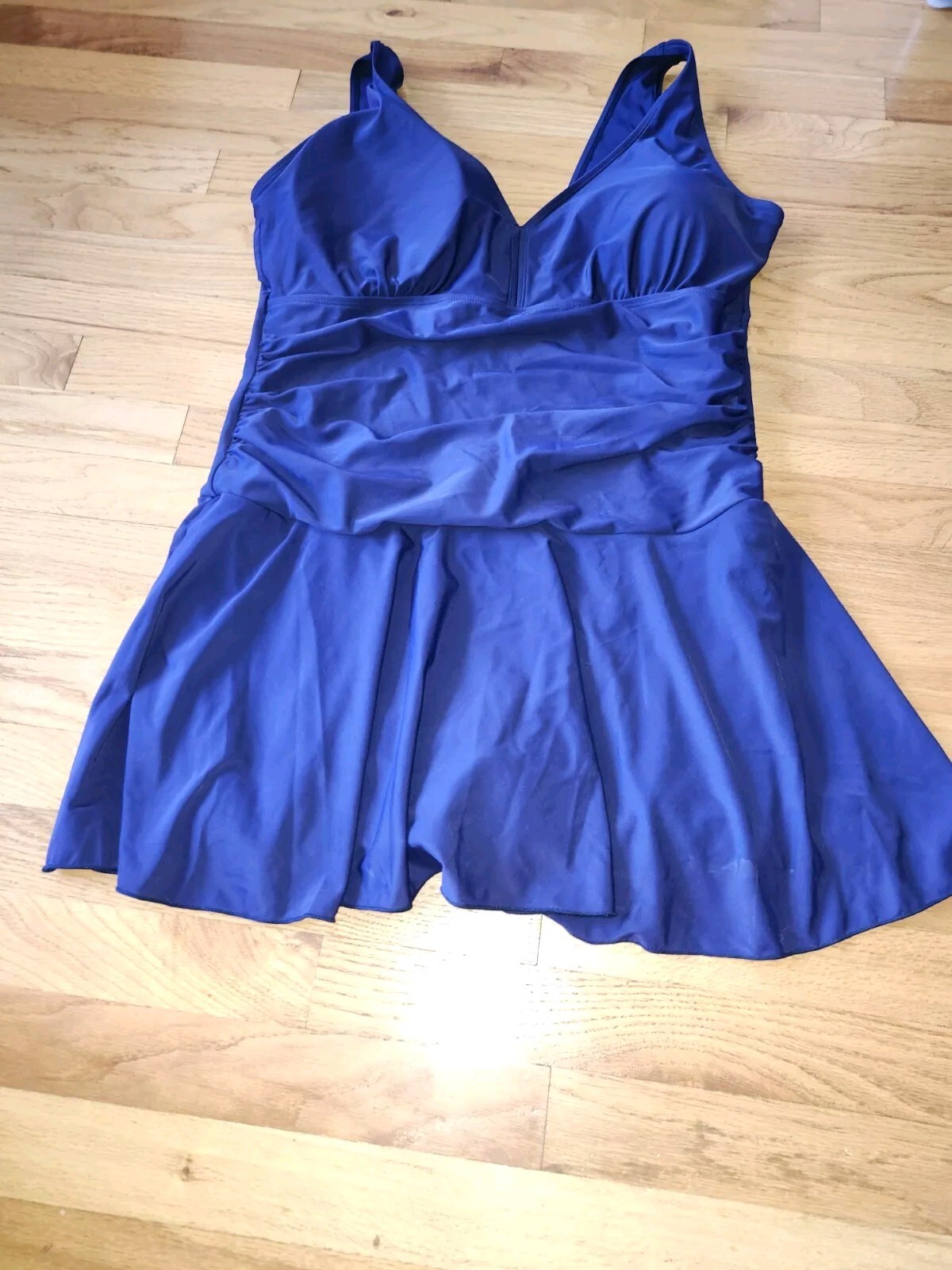 Summer Mae Women's Swim Dress Size 3XL One Piece Shaping Body Built In Shorts