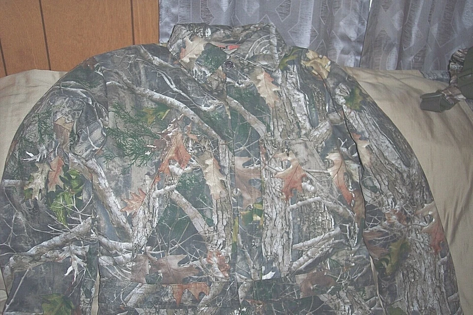Mens Large Hunting Coveralls Kanati Camo Coveralls Insulated Coveralls Large Reg - Image 3 of 4
