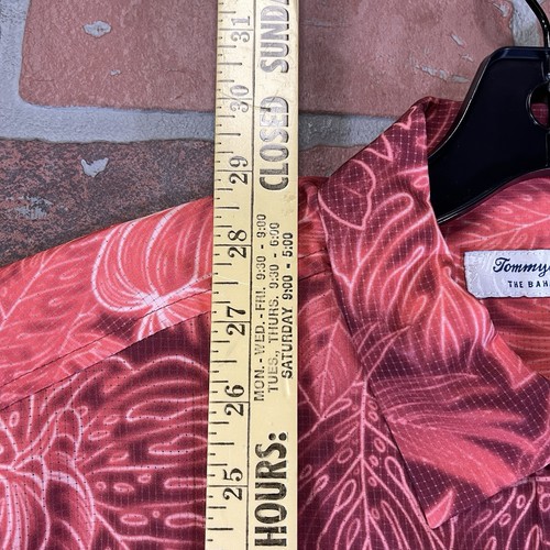 Tommy Bahama Alabama Tide Mens Small Hawaiian Shirt Floral Red Short Sleeve $148 - Picture 11 of 18