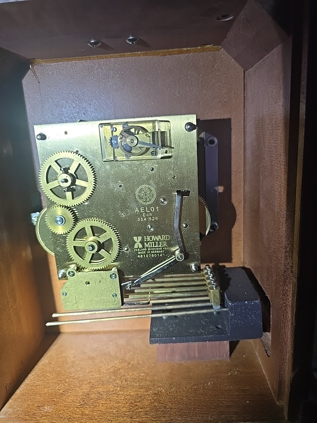 Howard Miller Model 612-437 Mechanical Mantel Clock Movement No Key