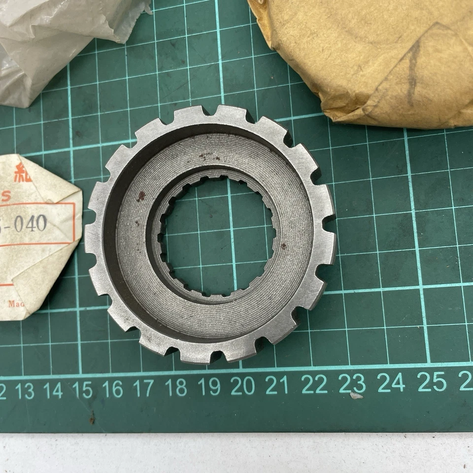 Centro de embrague genuino Honda 22120-035-040 CL70 CT70 S65 SL70 XL70 NOS Foto 3 de 4