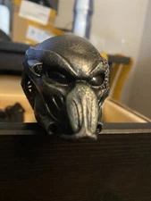 Hot Toys 1/6th Scale Tracker Predator Collectible Figure (MMS147) Head Sculpt
