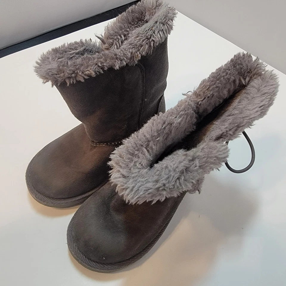 Botas Airwalk Gris Piel Sintética Zapato Talla Niñas 10.5 Poco Uso 6.5" Alto Foto 3 de 4