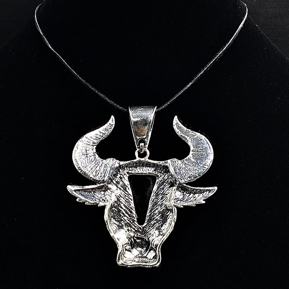 Bulle Kopf Halskette Edelstahl Silber Farbe Charms Anhänger für Damen / Mann Gif - Bild 2 von 4