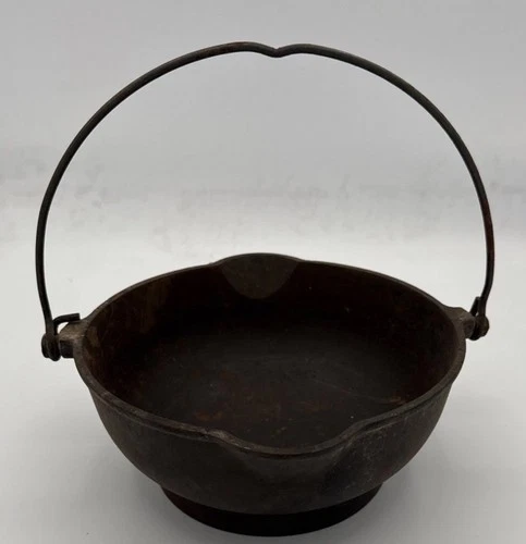 Griswold No. 871 Patty Bowl Cast Iron