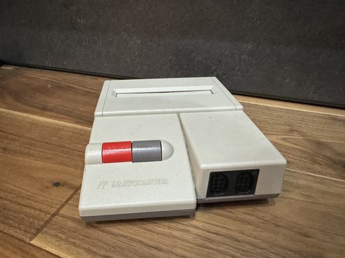 Nintendo Famicom AV Top Loader Family Computer Console OEM + Dog Bone Controller - Picture 13 of 14