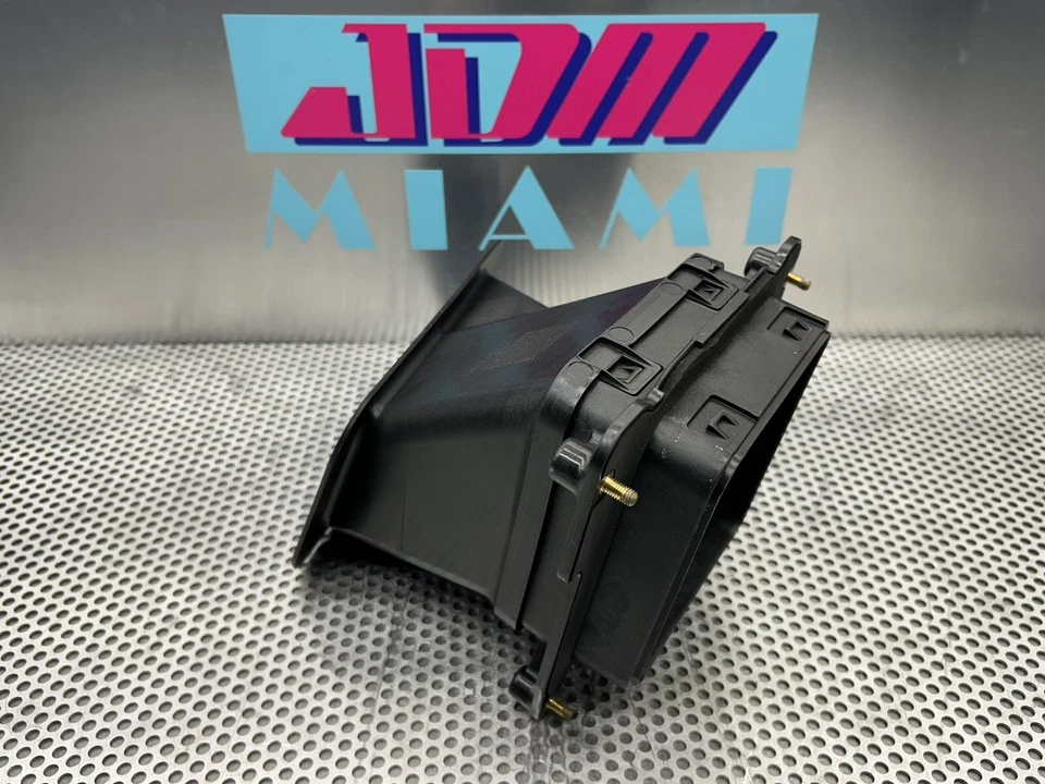 Aston Martin Vantage 2019-2023 conducto de entrada de aire lado del conductor izquierdo HY53-18A621-AD Foto 4 de 4