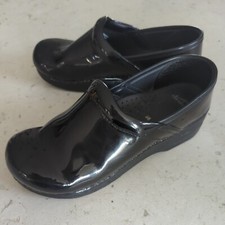 Dansko Professional Black Patent leather clogs size 36 womens US 6
