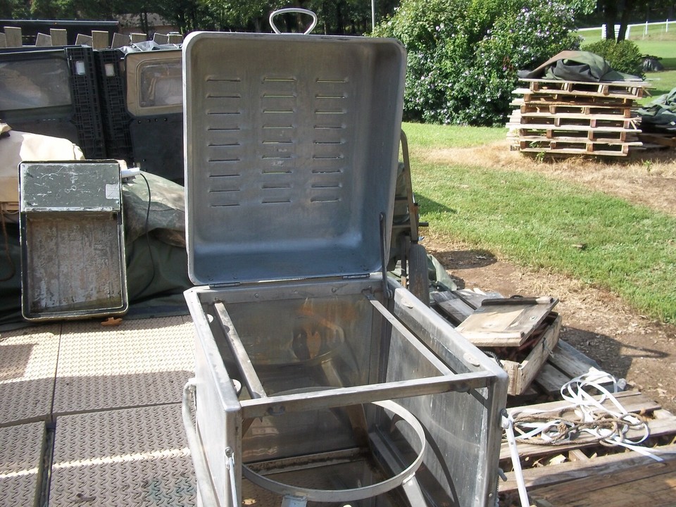 ONEMILITARY SURPLUS KITCHEN M59 FIELD RANGE STOVE OVENNO BURNER,POTS