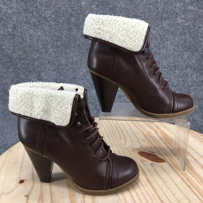 Mossimo Supply Co Boots Womens 7.5 Ankle Bootie Cone Heels Burgundy Faux Leather