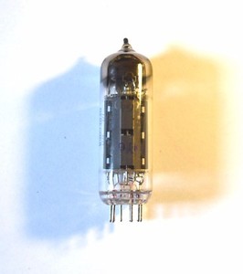 Tube électronique 6B5 - Non Testé, état Correct - Origine France
