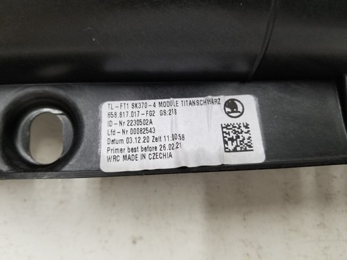 2021 SKODA KAMIQ MONTE CARLO SUNROOF FRAME WITH BLIND SHADE IN BLACK 658817017 - Picture 10 of 11