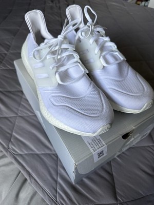 adidas UltraBoost 22 Cloud White/Core Black Primeknit Running Shoes GX5459