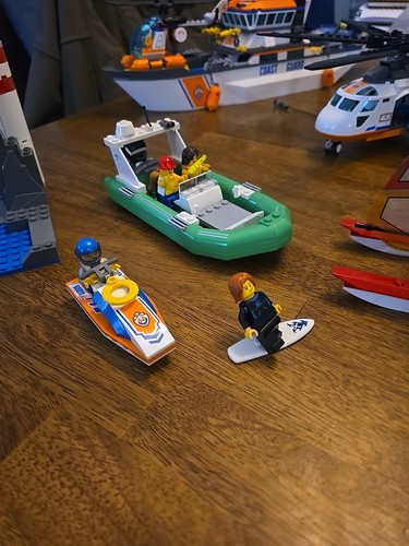 LEGO COAST GUARD SET BUNDLE NAVE, ELICOTTERO, PLUS - Foto 6 di 7