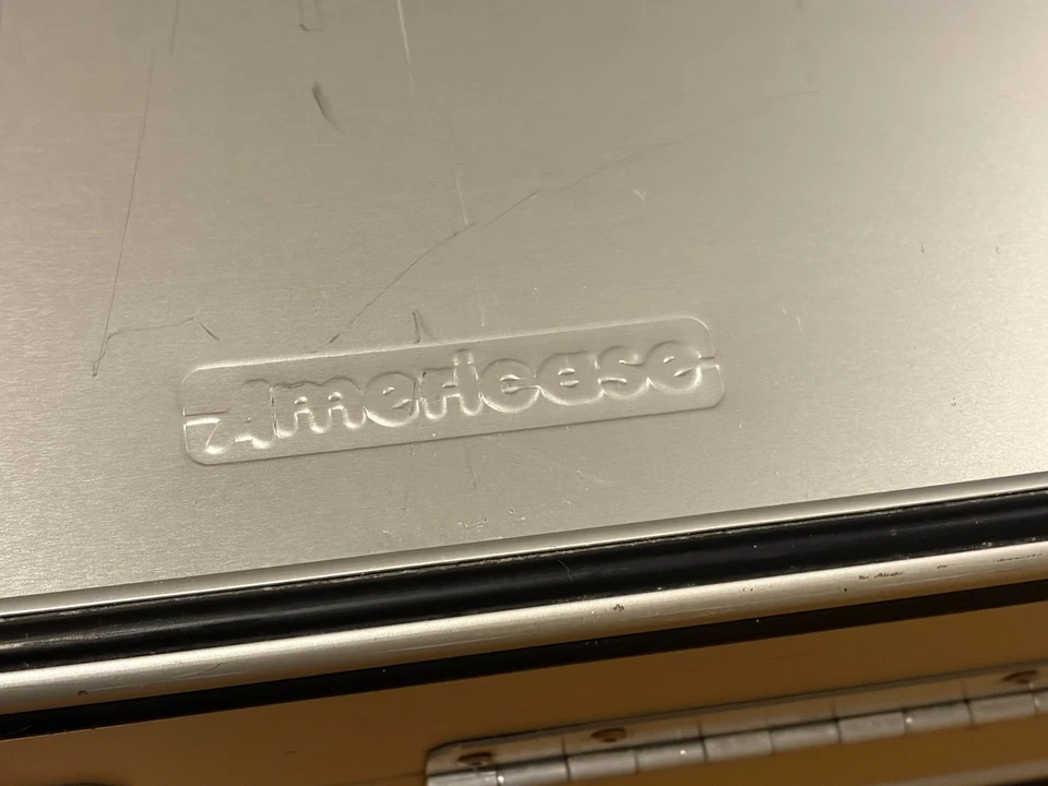 Americase Shotgun Hard Case Double w/keys **Excellent** - Image 4 of 4