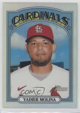 2021 Topps Heritage Chrome Refractor /572 Yadier Molina #17 04br