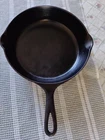 Griswold Cast Iron Skillet No 7 709 A 1900-1949 With Slant Logo, Heat Ring