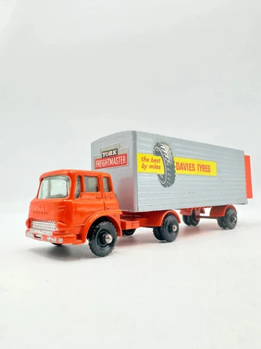 Matchbox Lesney M-2 Major Pack M2 York Freightmaster Truck - Davies Tyres BPW