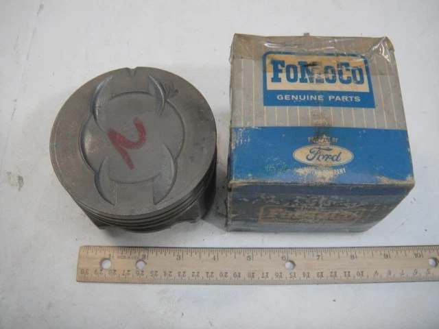NOS Ford 1966 67 Fairlane Galaxie 500 427cid R code Piston - std eyebrow type - Image 4 of 4