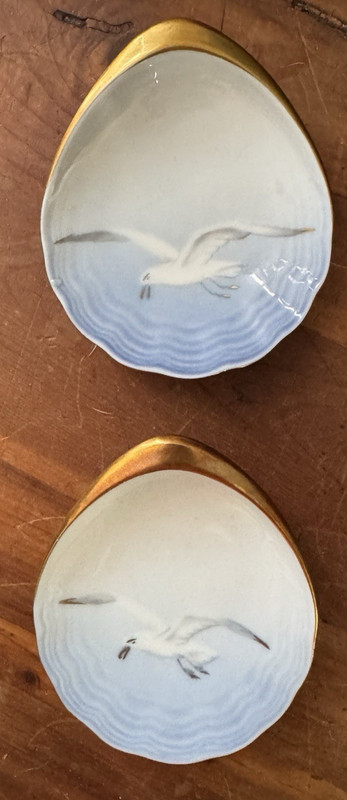 Pair of Bing & Grondahl Seagull Butter Pat / Trinket Dishes No 200 Denmark