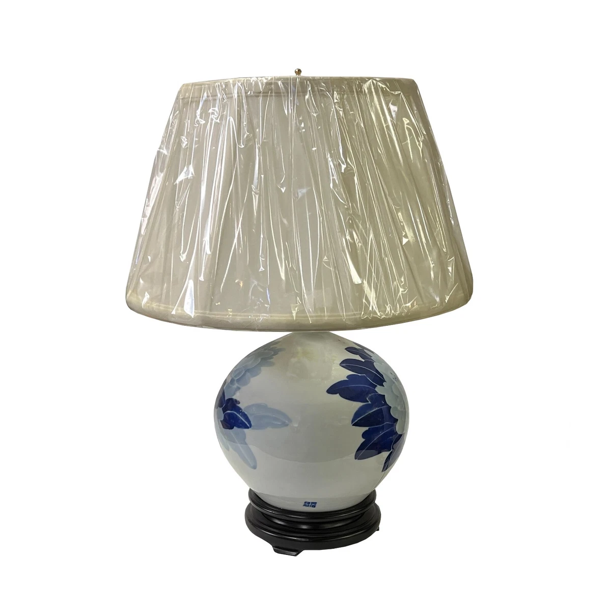 Blue and white hotsell porcelain table lamps
