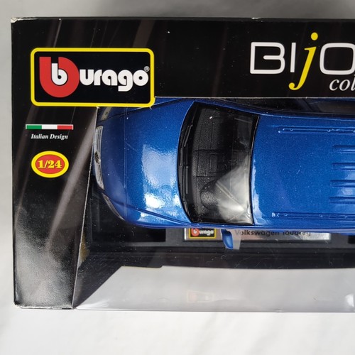 Burago Volkswagen Touareg - Blue Die Cast Metal Scale 1/24 New In Box - Picture 6 of 18