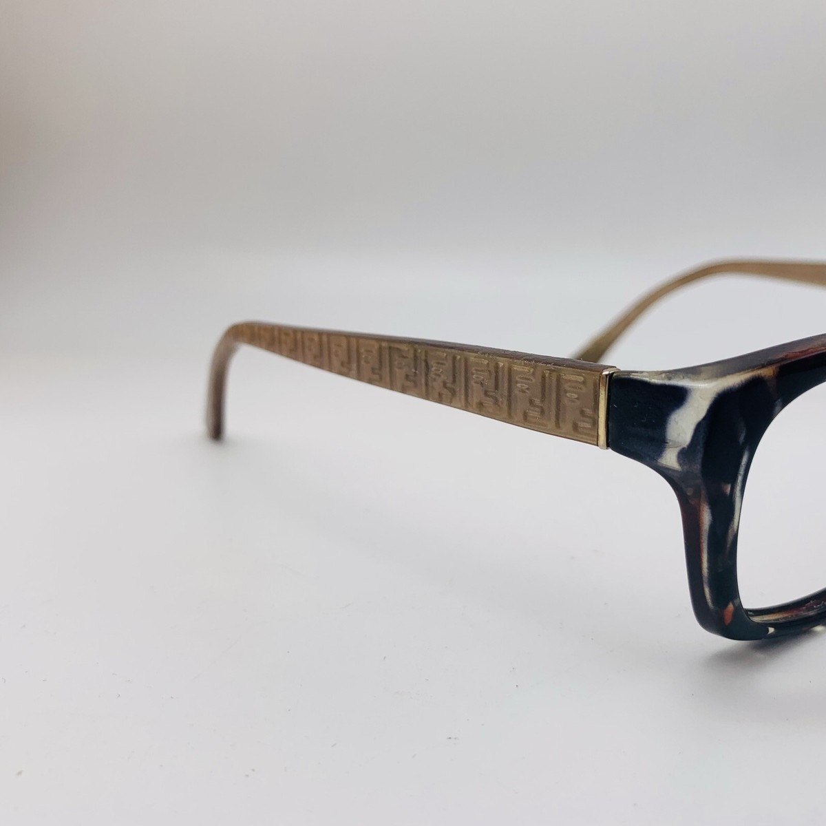 FENDI Eyeglasses Womens Tortoise Cat Eye Glasses Frames MOD: F1034 238 52-15-135 New Fendi Brown Amber Tortoise Cat Eye Eyeglasses Italy  main image 3