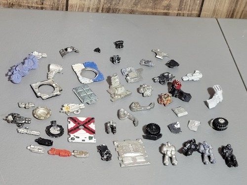 A19059 WARHAMMER 40K SPACE MARINES ALL METAL OOP VEHICLE BITS SPEEDER BIKE TANK