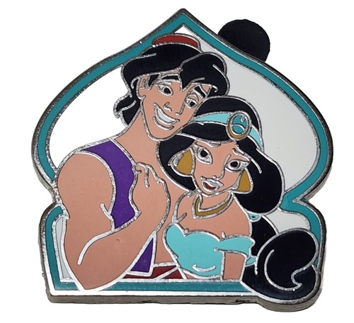Disney Couples in Love Aladdin and Jasmine Lappel PIN, 2013 AUTHENTIC, Used