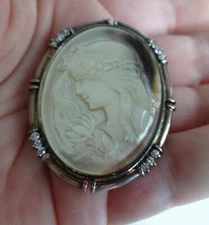 CAMEO Sterling Silv Pendant MOP Shell Mother of Pearl Abalone Carved Brooch Pin