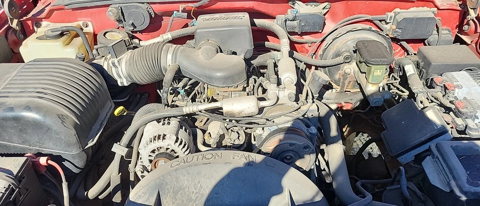 GMC Sierra 1500 1996 motor de 5,0 L fabricante de equipos originales 151 k millas (LKQ ~ 438404570) Foto 3 de 4