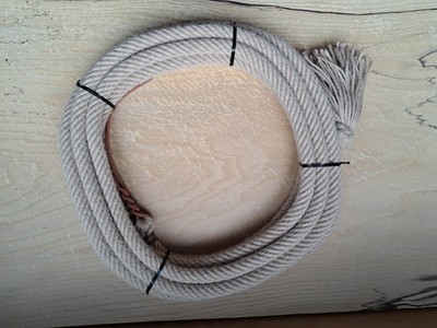 Neu 5/8'', 6 Strang Alpaka Mecate Zügel. Ca. 22 Meter lang mit Lederdruckknopf.