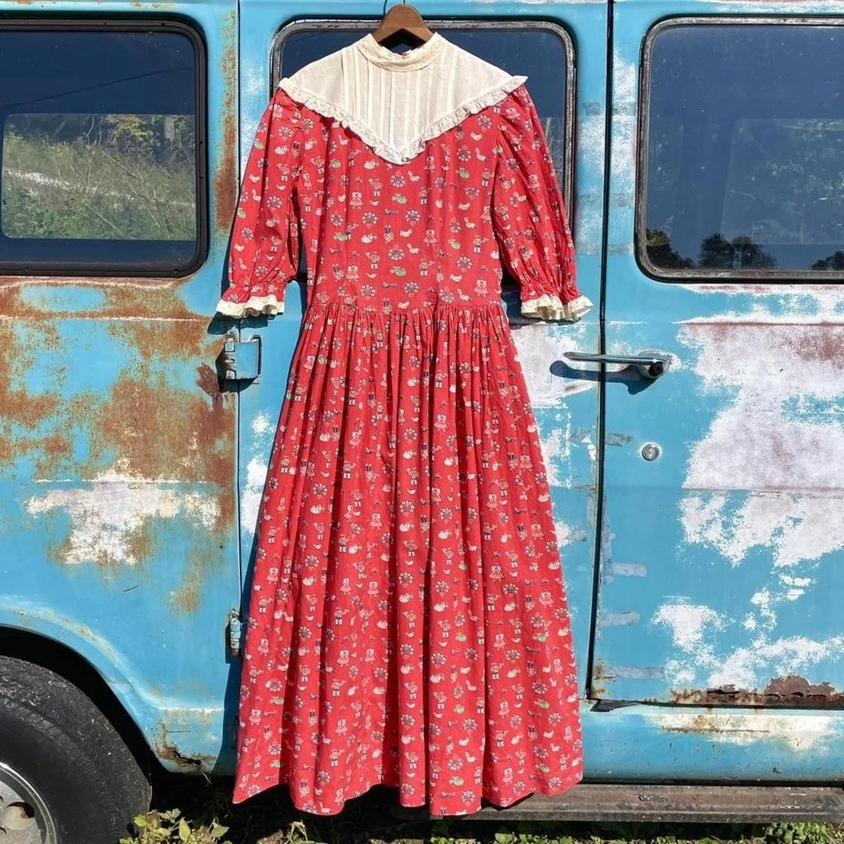 1940s style dresses Unique Vintage Black Knit Short Sleeve Natalie Swing Dress This dress is in fantastic condition for its age 1940s Vintage Dresses for Women