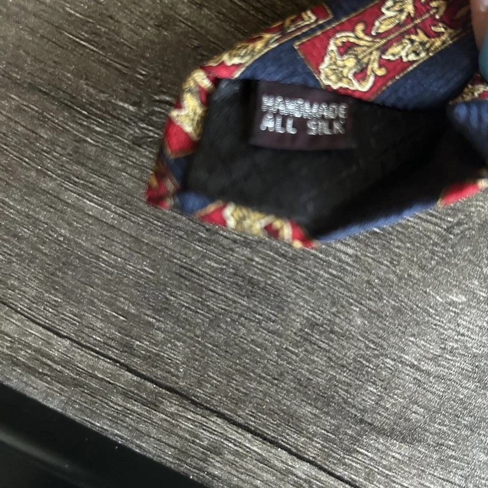 Corbata Enzo Felini Para Hombres Seda Patrón Geométrico Hecha a Mano Formal Clásica Azul Rojo Dorado Foto 3 de 4