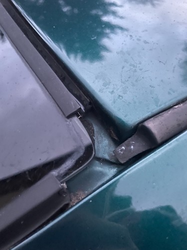 Esquinas de junta E36 para luneta trasera PETG - Imagen 3 de 4