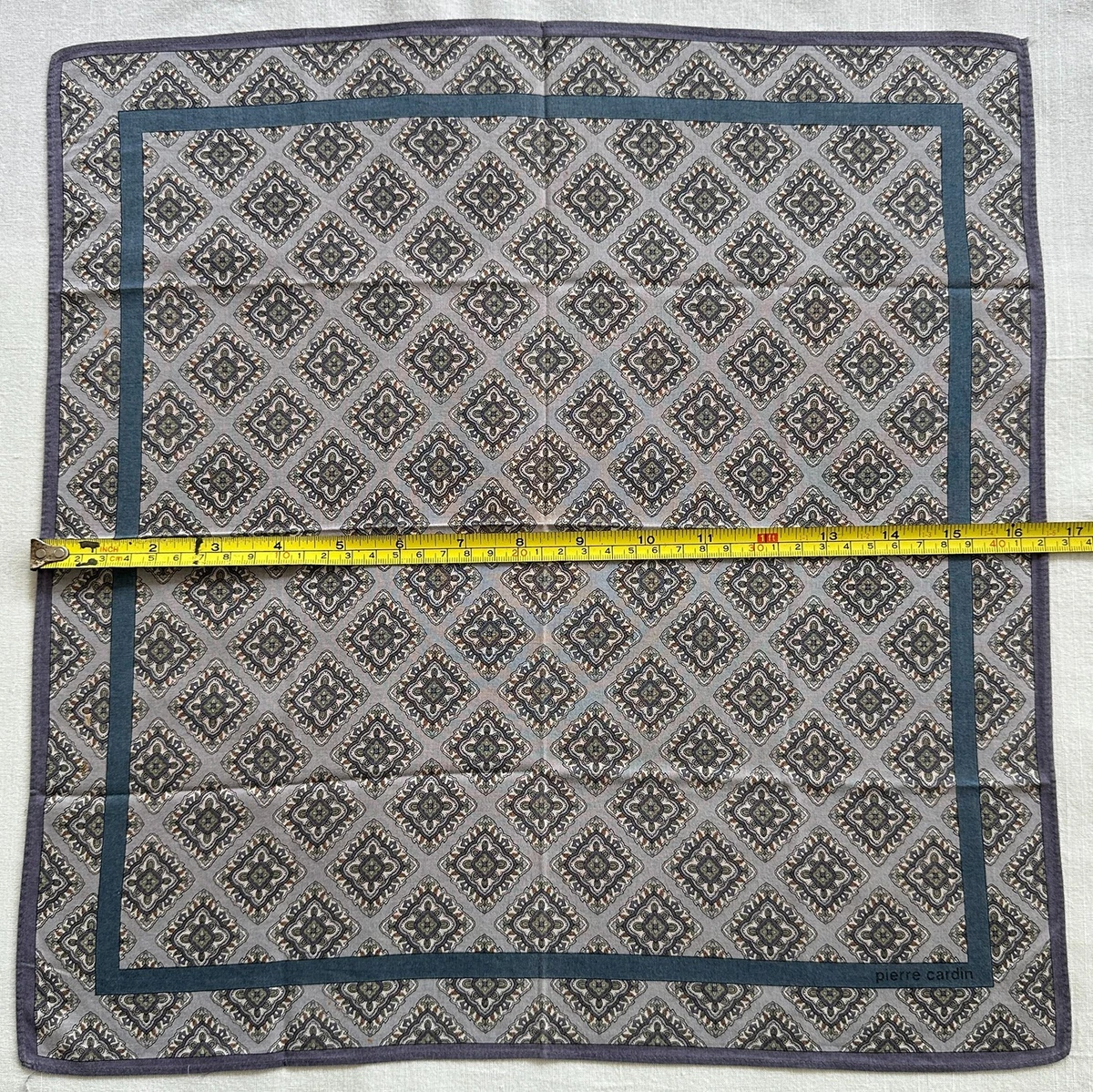 VTG Gray Cotton Handkerchief Purple Geometric Medallion Print Pocket Square 17"Q