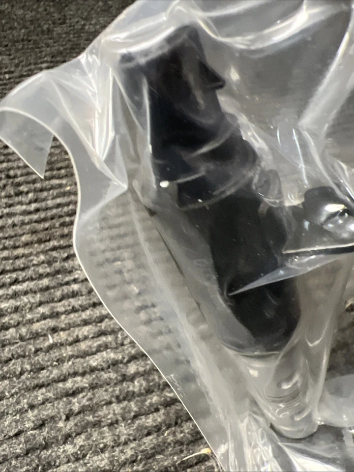 Соленоид фаз газораспределения впуска двигателя TRQ Hyundai Kia новый VTA93575 - Изображение 3 из 4