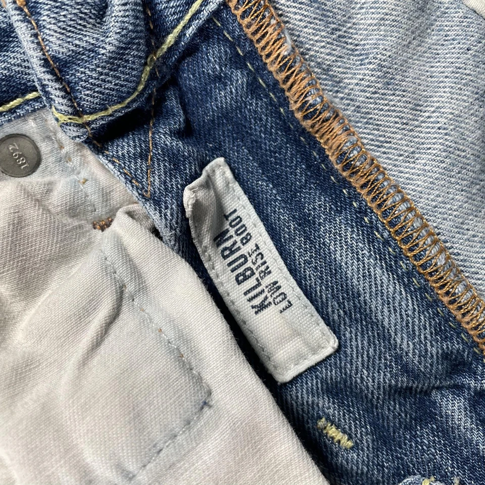 Pantalones de mezclilla vintage Abercrombie 28x29 Light Kilborn tiro bajo corte bootcut desgastados Y2K Foto 4 de 4