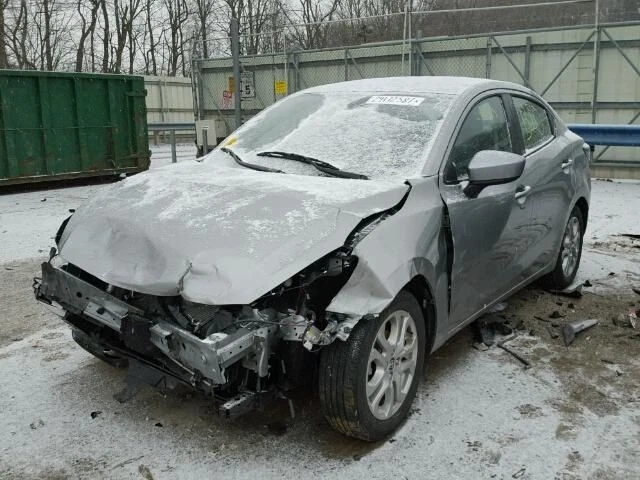 Brake Master Cylinder Fits 16-20 YARIS 1701664 Foto 4 de 4