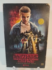 Stranger Things Season 1 - 4-disc DVD / Blu-Ray Collectors Edition Box Set