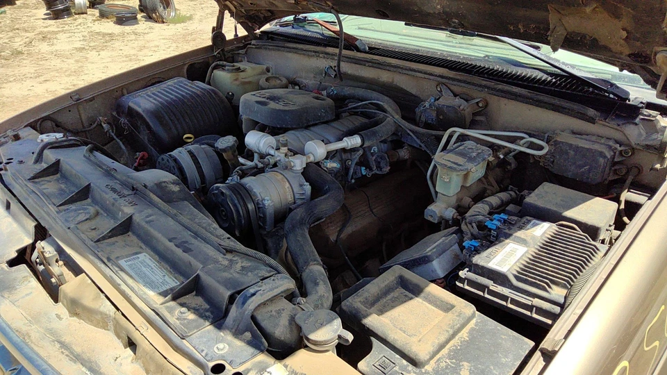 Silverado 2500 1989-2000 pasajero delantero derecho control superior brazo A 4x4 8 orejetas Foto 2 de 4