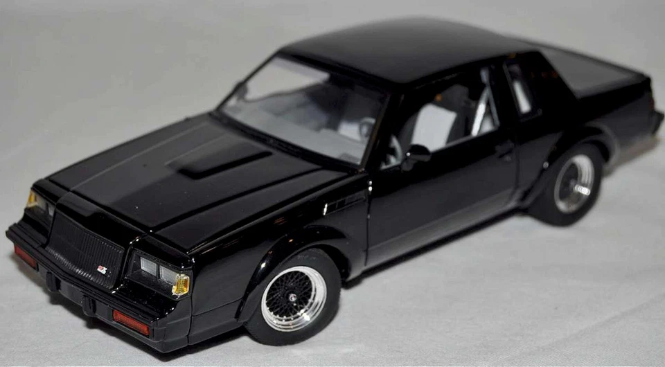 GMP 8203 1:24 1987 Buick GNX BLACK #346 of 547 Made DieCast Car Grand National - Image 4 of 4