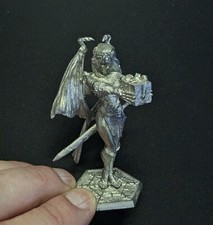 UPC 762486014086 product image for Reaper Dark Heaven Metal 28mm Christmas Sophie (2003) Pack | upcitemdb.com