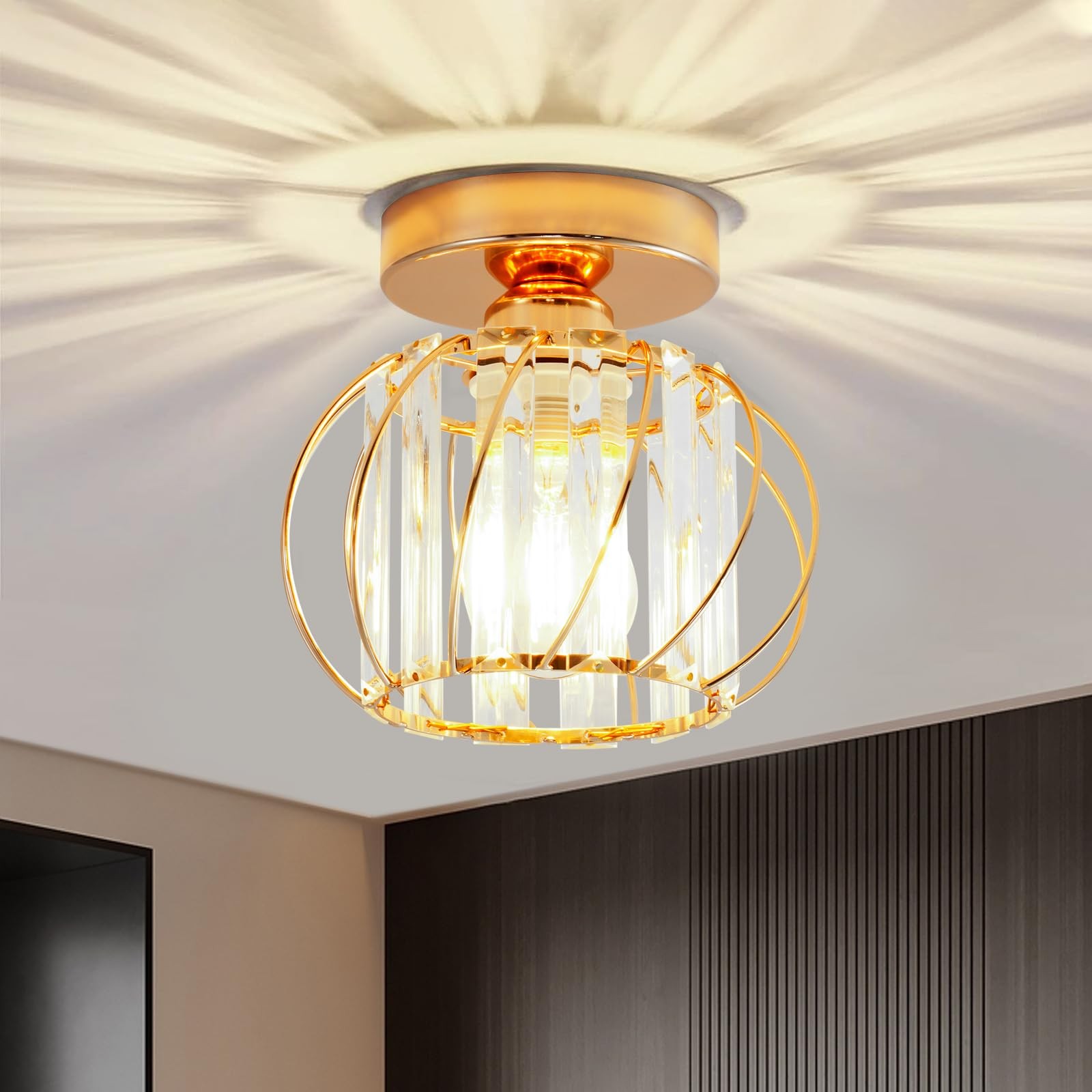 Plafonnier en cristal haut de gamme et métal doré brillant géométrique E27